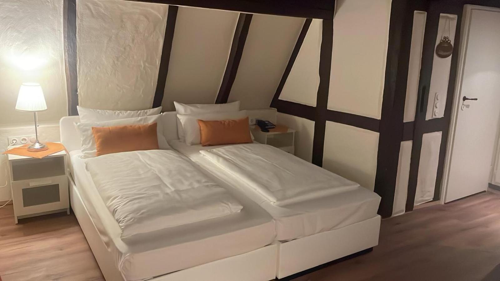 Hotel Restaurant Altes Badhaus Eberbach  Bagian luar foto