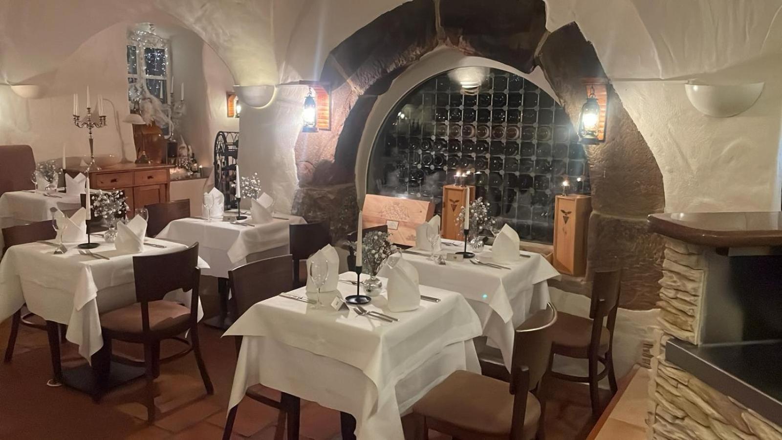 Hotel Restaurant Altes Badhaus Eberbach  Bagian luar foto