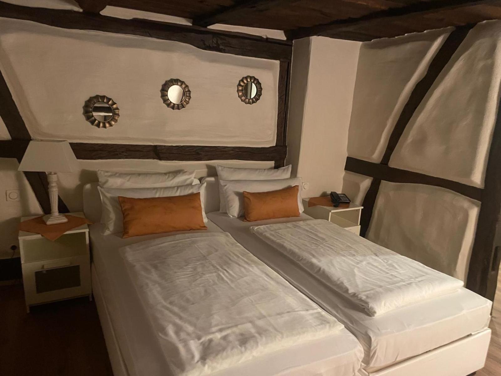 Hotel Restaurant Altes Badhaus Eberbach  Bagian luar foto