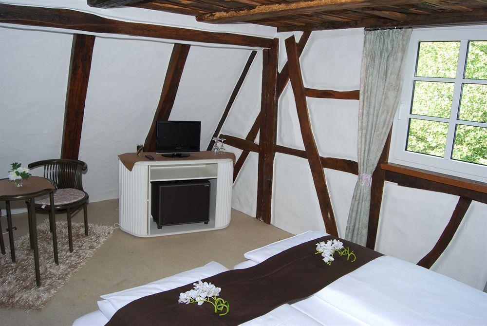Hotel Restaurant Altes Badhaus Eberbach  Bagian luar foto